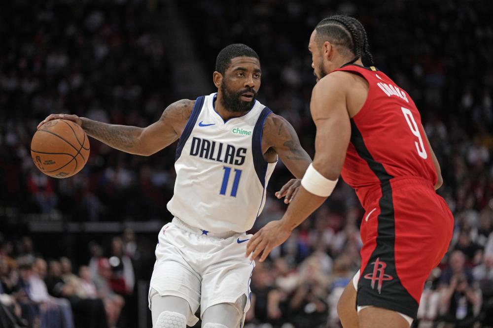 在篮球场上 在篮球场上