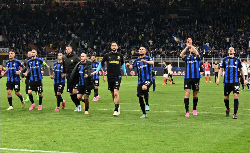 仍与欧美成 仍与欧美成